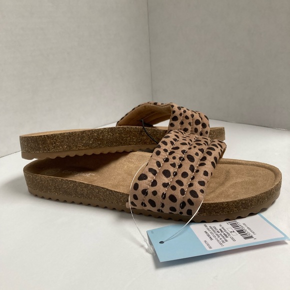 Girls Sandals Leopard Print Selma Tan with Black Spots Slip On Shoes Cat & Jack - Picture 3 of 9